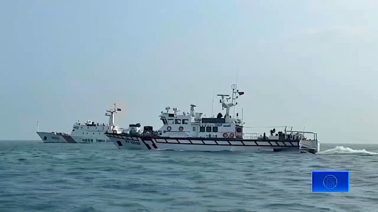 台海巡對峙中共海警 兩旗金門水域罕同框