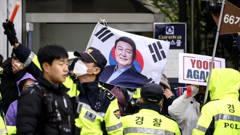 被控發動內亂 韓國前總統尹錫悅出庭抗辯