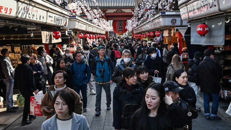 4月16日國際聚焦 日本3月遊客人數突破1000萬人次 創歷史新高