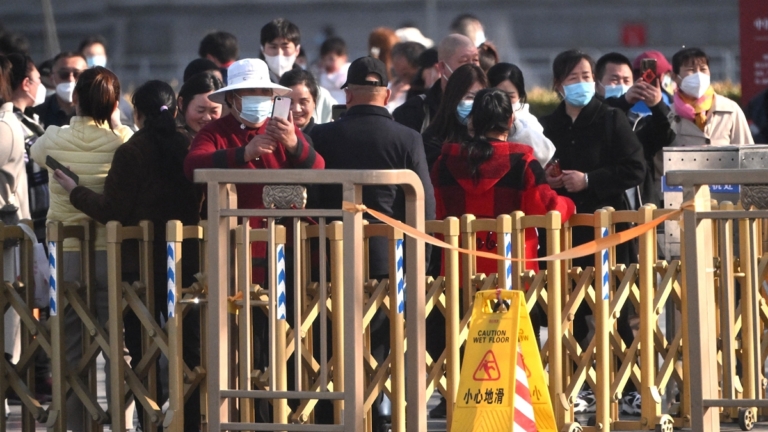 中共通知五一長假嚴防病毒 專家：情況嚴峻