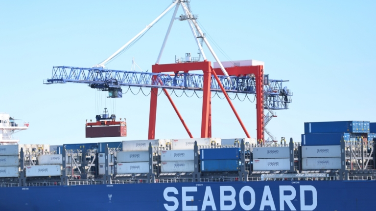 4月30日財經快報 受關稅影響 美國第一季經濟萎縮0.3%