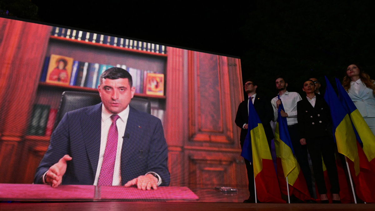 羅馬尼亞總統重選 右翼候選人首輪勝出