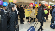 两赴欧洲演出百余场 神韵艺术团巴黎载誉返美