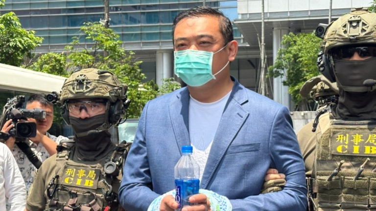威震CEO吳明達假釋撤銷 武裝特勤押解服殘刑25年