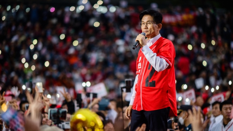 韓國大選倒數一週 前總理挺金文洙