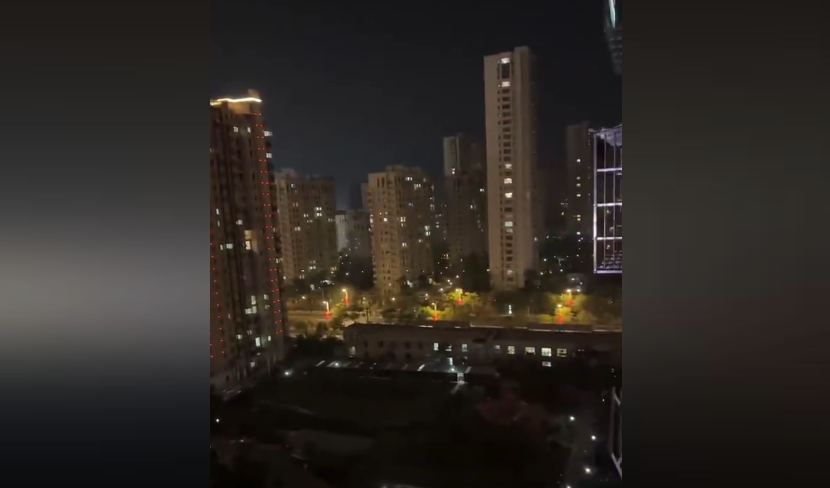 江苏盐城传出不明巨响 伴有强烈震动