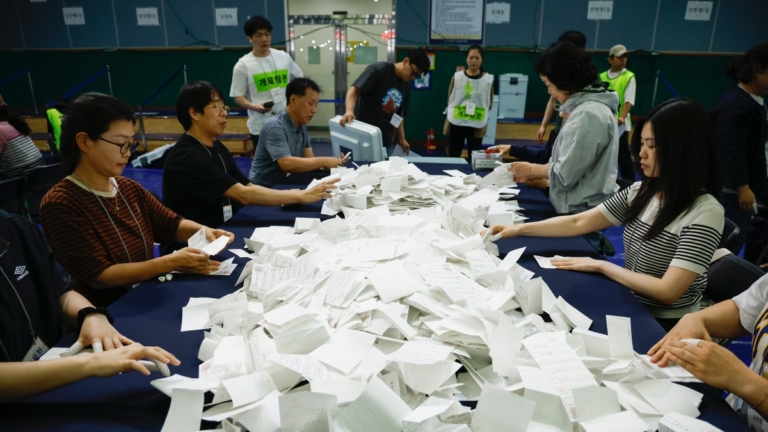 韓國投票率創歷史新高 韓國學者：有利於李在明