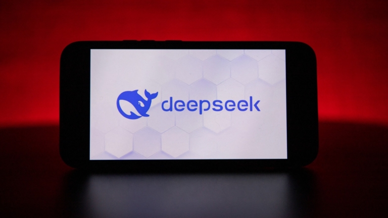 六四！Deepseek裝傻  AI瞎封 商品價被限流
