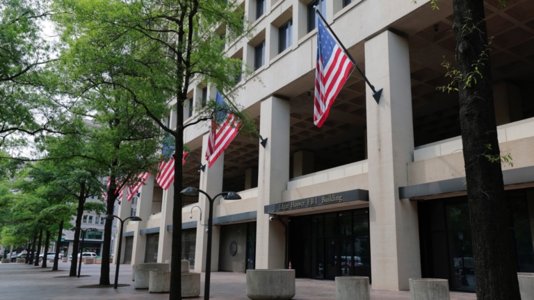 華裔攜恐怖病原體 FBI警告：中共瞄準美國糧食命脈