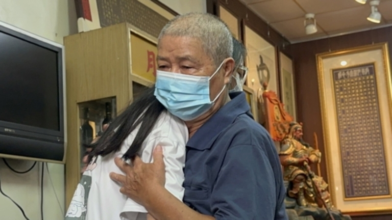 台灣兩女大學生被騙到柬埔寨 驚魂85天獲救回家