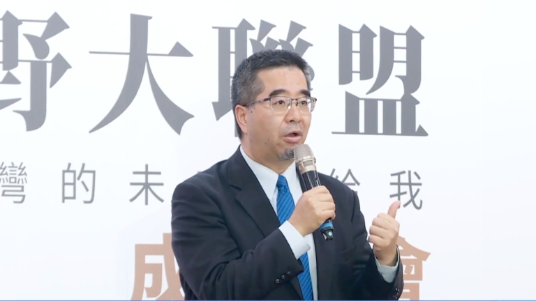 馬辦主任與前藍委組「黨外在野大聯盟」 遭遇抗議