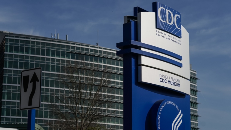 改組CDC疫苗委員會 小肯尼迪任命八名新成員