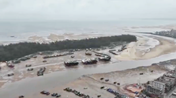 台风“蝴蝶”袭广东 多省现大风及强降雨