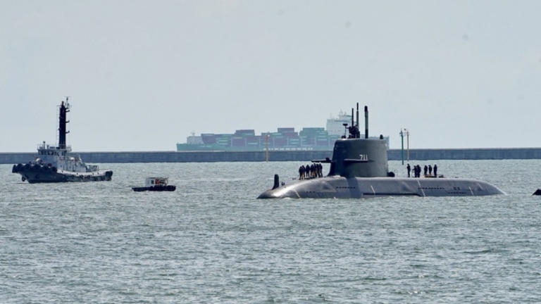 台「海鯤號」潛艦正式出港海試 拚11月交艦