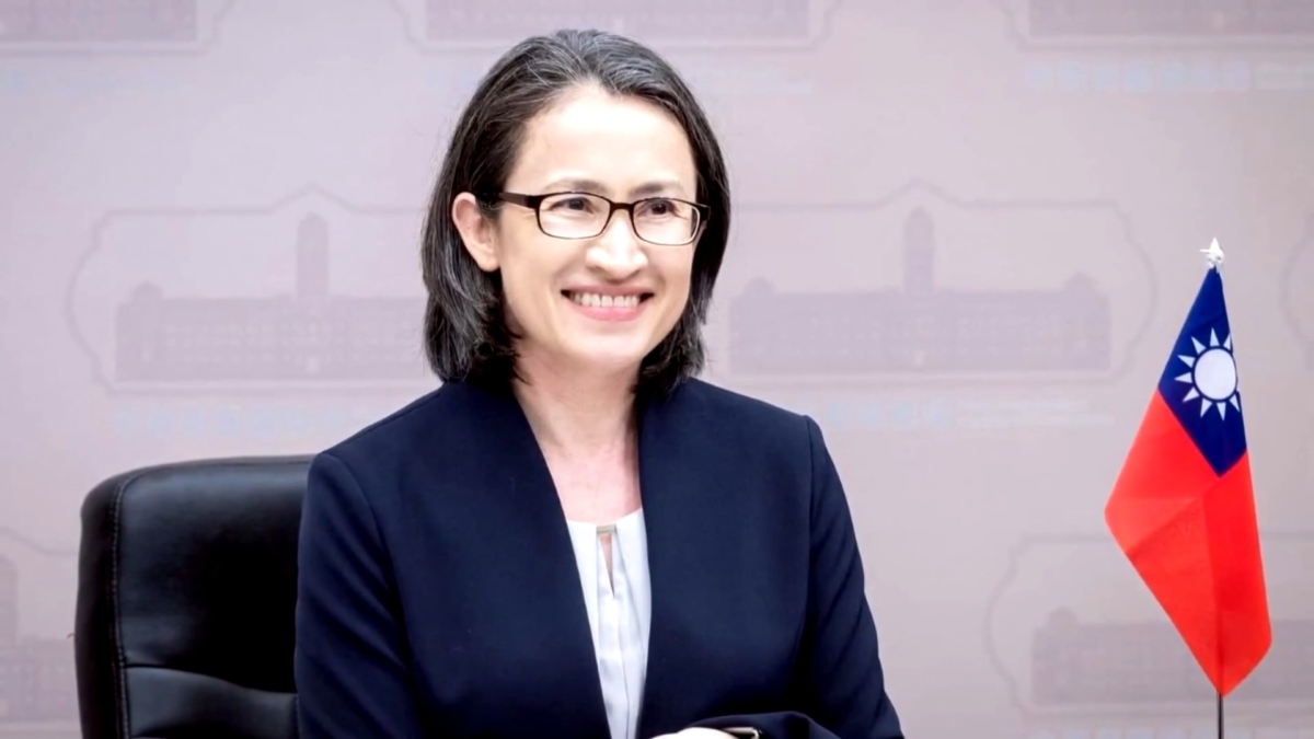 【禁闻】萧美琴访捷克遭中方跟监 美议员批犯罪行为