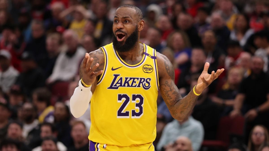 NBA：湖人队补强犹豫不决 詹姆斯选择施压