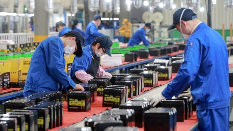 貿易戰陰影下 中國製造業繼續萎縮出口業危如纍卵