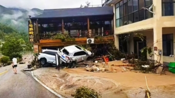 河南西峡突遭强降雨 至少3死5失联（组图）