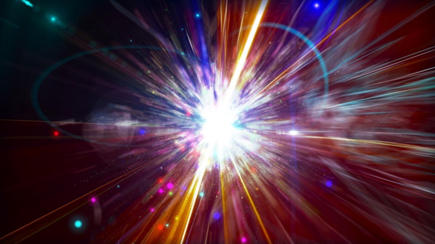 宇宙奇观：罕见变星爆炸时刻 亮度激增2500倍