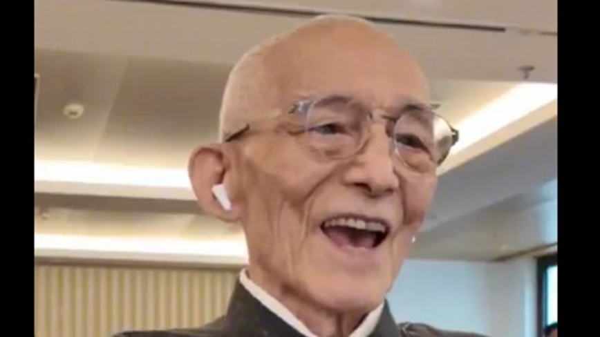 “济公”游本昌92岁入党 被指晚节不保