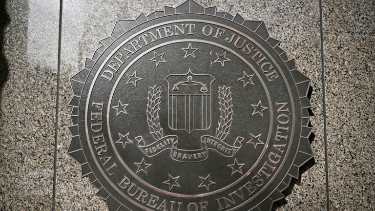 FBI警告手機用戶:不要接聽此類電話