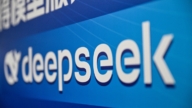 敏感詞達35萬 DeepSeek使用率從50%跌至3%