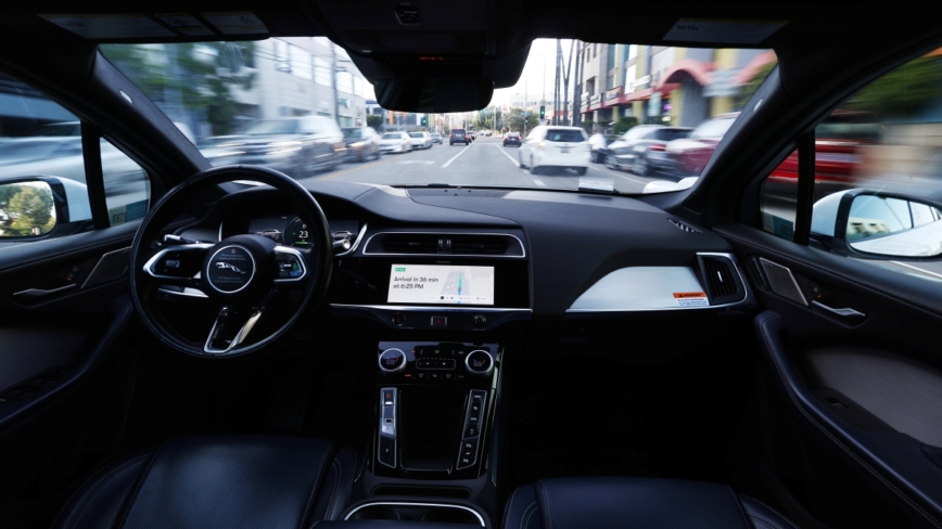 Uber斥资逾3亿美元 打入无人计程车战局