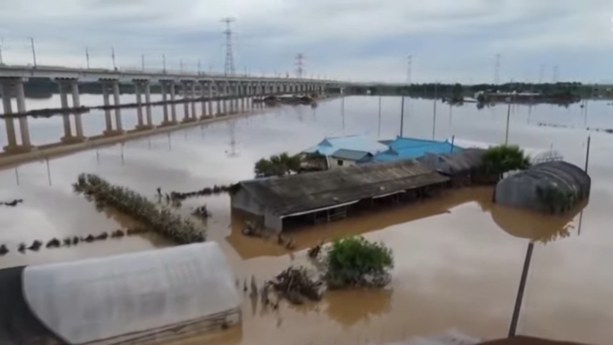 韩国连降极端暴雨 洪灾土石流至少10死9失踪