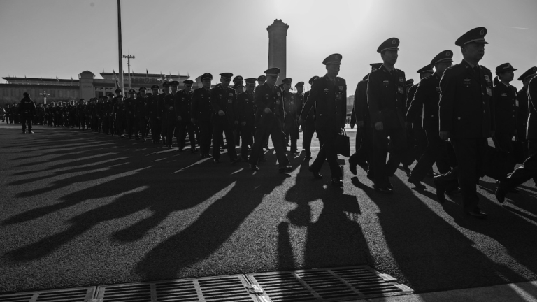中共要求全軍擁護處理張、劉 坐實軍心不穩？