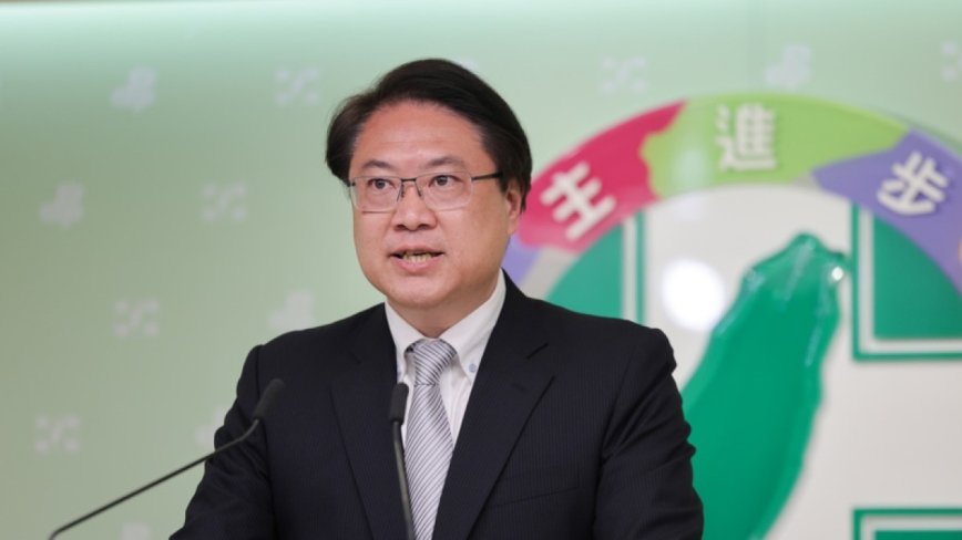 大罢免失败 林右昌请辞民进党秘书长