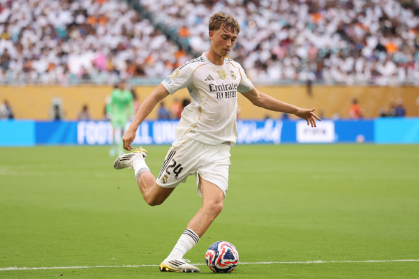 MIAMI GARDENS, FLORIDA - JULY 01: Dean Huijsen #24 of Real Madrid C. F. kicks the ball during the FIFA Club World Cup 2025 round of 16 match between Real Madrid CF and Juventus FC at Hard Rock Stadium on July 01, 2025 in Miami Gardens, Florida. 