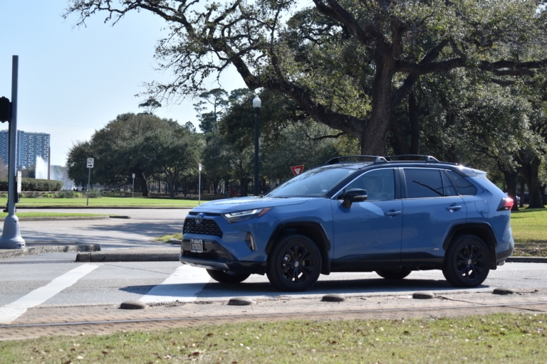 今夏可能大幅降价的5款流行車款 RAV4在列
