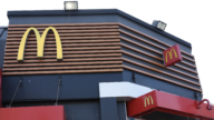 快餐價格貴引不滿 麥當勞降低套餐價格