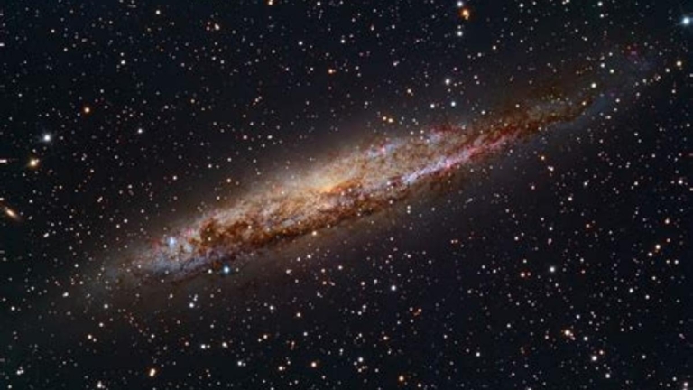 近鄰星系現神祕能量源 強過超新星卻不可見