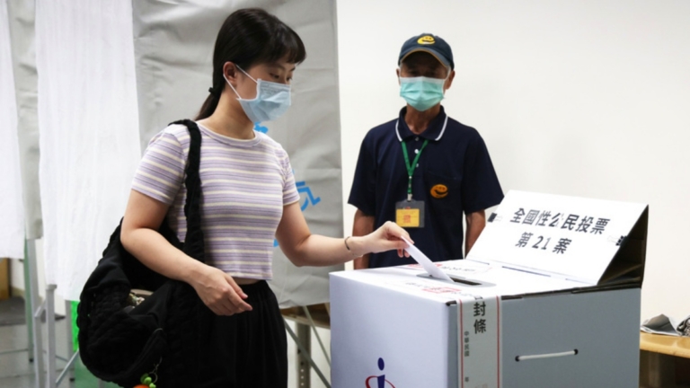 台灣8·23罷免7案全否決 核電公投未過門檻