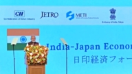 被美制裁后急访东京 莫迪争取日本680亿投资