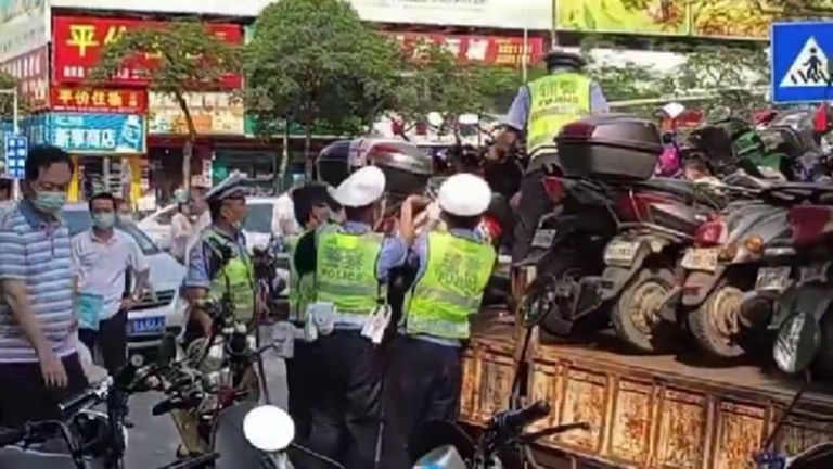 中國電單車時速超25公里將自動斷電 網民：吃飽撐的