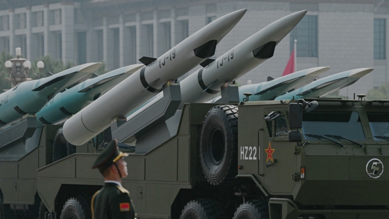 【禁聞】九三閱兵展示新武器 專家指多爲仿製品