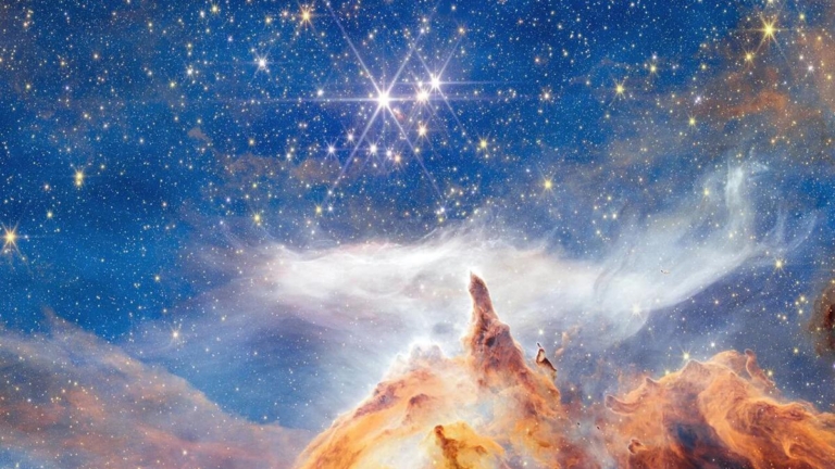 欣賞宇宙油畫：韋伯望遠鏡下的Pismis 24星團