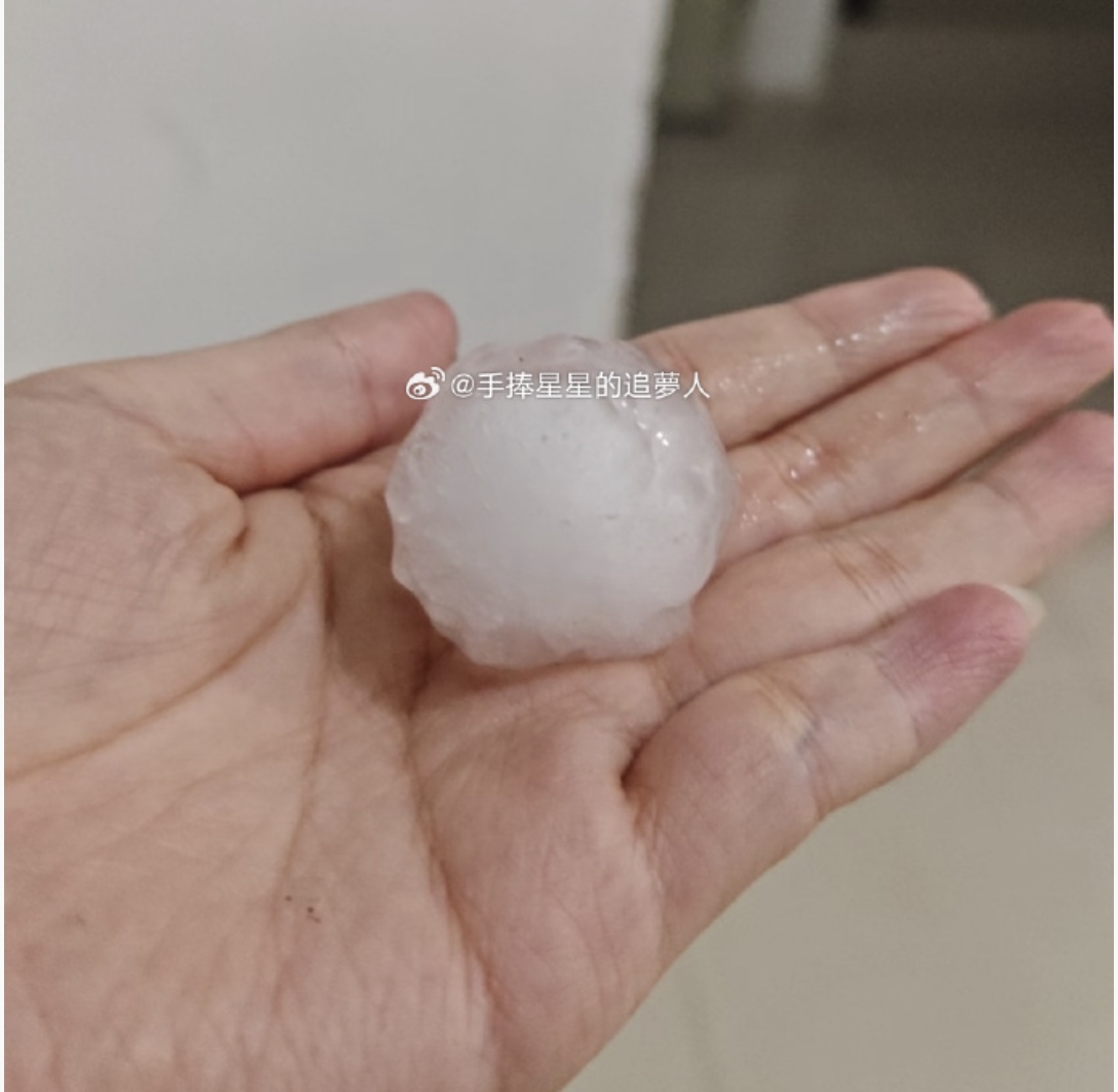 北京再現狂風暴雨 電閃雷鳴 多區下冰雹（視頻）