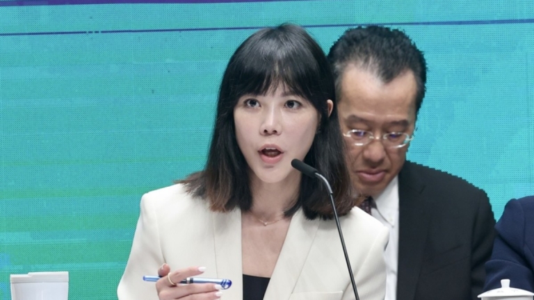台政院通過5500億特別預算 含普發現金、挺產業