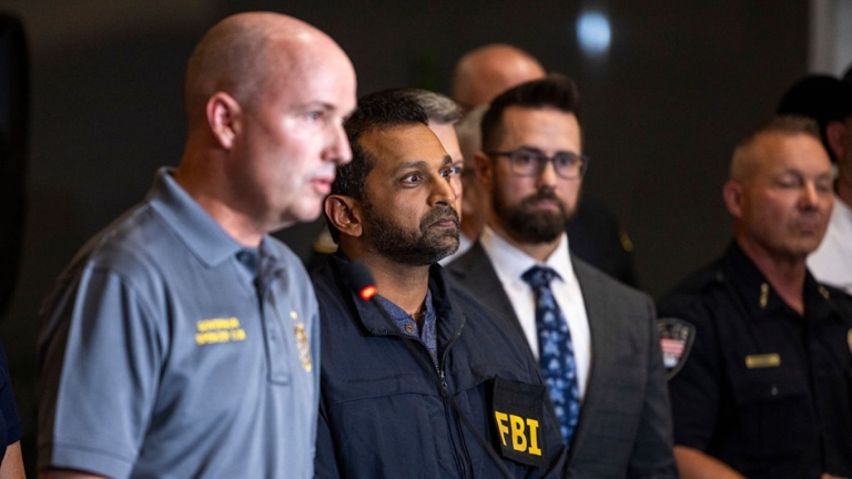 FBI記者會警告：柯克遇害案後 中俄暴力煽動訊息