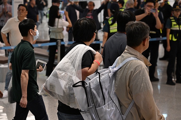 遭拘留韓國勞工返國 美商務部長：遇簽證問題找他