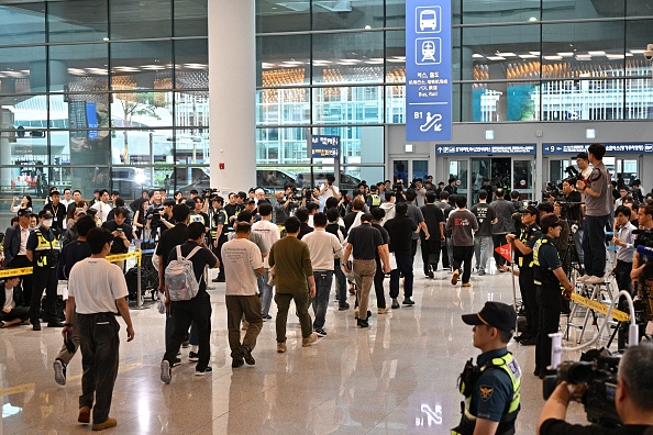 遭拘留韓國勞工返國 美商務部長：遇簽證問題找他