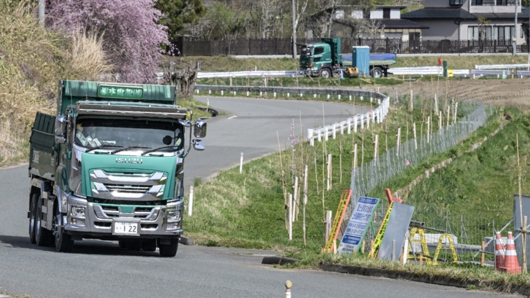 川普宣布對中重型卡車徵25%關稅 11月1日生效
