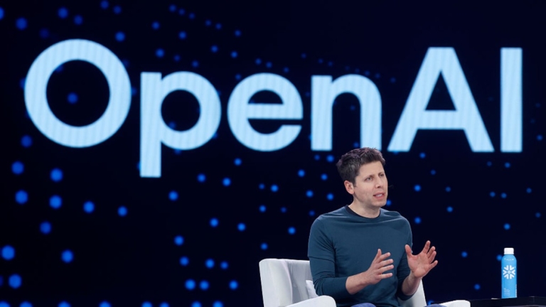 OpenAI阿特曼來台密訪鴻海、台積 洽談星際之門
