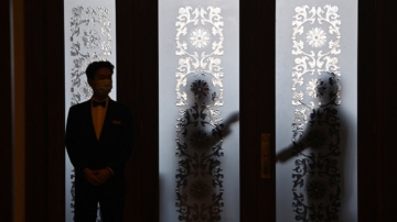 王友群：中共空軍司令員政委等都出事了？