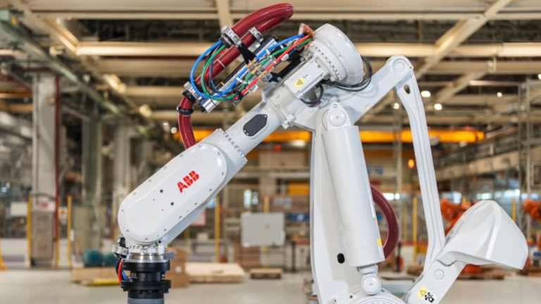 【財經簡訊】ABB出售機器人業務給軟銀 戴姆勒卡車北美銷量同比跌40%