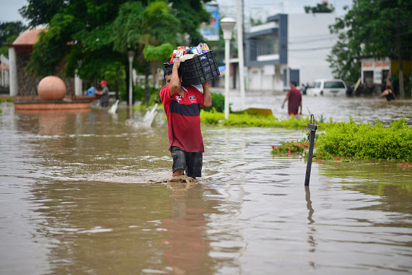 墨西哥暴雨成災 3個州至少27人死亡