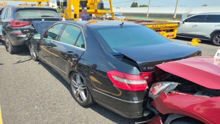 國道彰化路段一上午3起事故 共12車碰撞釀2傷
